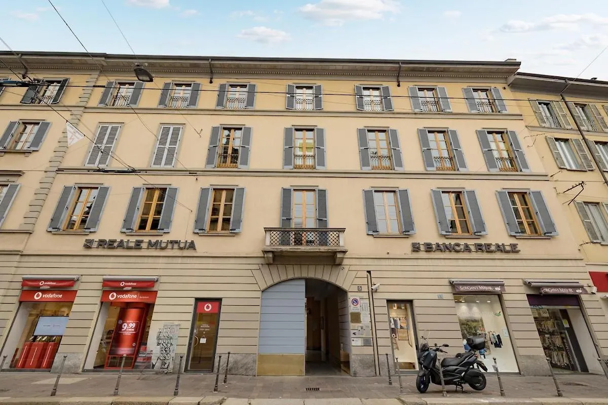 Cozy And Lovely Home - City Center Milan Apartment